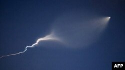 O rachetă lansată de Iran, pleacă spre Israel...