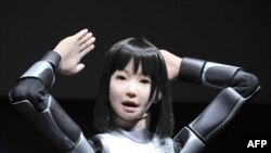 Robot će u potpunosti ličiti na svog vlasnika - licem, tijelom, bojom glasa, pa čak i grimasama