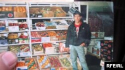 Акси охирини Салоҳиддин, ки аз Русия фиристода буд, дар дасти падараш