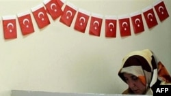 صاحبنظران غربی مسايل ترکيه از زايش «سرمايه داری سبز» (به رنگ اسلام) در اين کشور خبر می دهند.