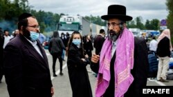 З 14 вересня на білорусько-українському кордон почали збиратися хасиди, які намагаються потрапити до України й поїхати до Умані Черкаської області на святкування юдейського Нового року Рош га-Шана