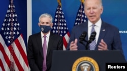 Președintele SUA, Joe Biden, la nominalizarea lui Jerome Powell pentru un al doilea mandat de patru ani în fruntea Rezervelor Federale, noiembrie 2021. Un mandat foarte dificil.