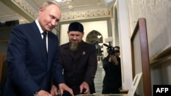 Очільник РФ Володимир Путін і голова Чечні Рамзан Кадиров. Грозний, Чечня. Серпень 2024 року 