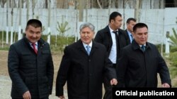 Президент Алмазбек Атамбаевдин Ошко болгон сапары учуру. 2016-жыл, 16-март
