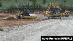 Radovi na autoputu Bar - Boljare, maj 2015