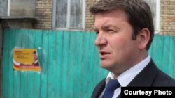 По словам Давида Санакоева, предполагаемый тройственный союз стал союзом двух партий