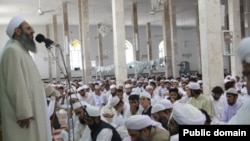 مولانا عبدالحمید، امام جمعه اهل سنت زاهدان.