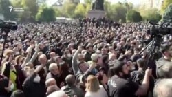 Арменияда саясий кризис курчуду