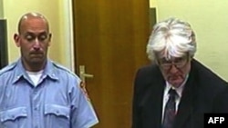 Radovan Karadžić pred sudom u Hagu