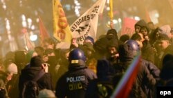 Demonstrație Pegida la Frankfurt am Main