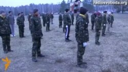 Підготовка національної гвардії України на навчальному полігоні неподалік від Києва