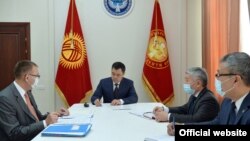 Президент Садыр Жапаров 4 февраля принял председателя Национального банка Толкунбека Абдыгулова.