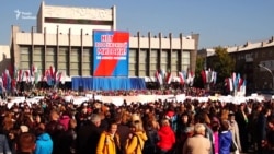 У Луганську мітингували проти «озброєних місій» (відео)