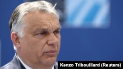 Orbán Viktor brüsszeli NATO-csúcstalálkozóra érkezik 2021. június 14-én