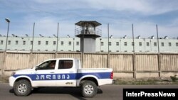 Больше всего сегодняшняя новость обрадовала осужденных на пожизненный срок. Отныне те, кто уже провел в тюрьме 15 лет, смогут просить о помиловании