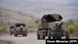 Armenska artiljerija napušta Aghdam