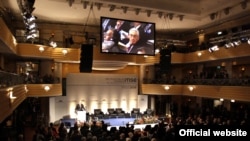 Germany – Munich Security Conference 2009, view into the conference hall, 06Feb2006 MUST CREDIT: Photography by Sebastian Zwez