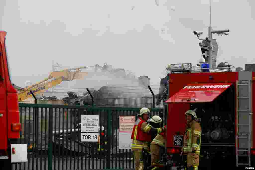 Агенція Bloomberg повідомила, що поставки газу з Австрії вже перервані в Італію, Угорщину і Словенію