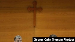 Fostul președinte al Camerei Deputaților, Marcel Ciolacu (PSD) - stânga, și fostul președinte al Senatului, Robert Cazanciuc (PSD) - dreapta 