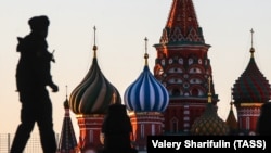 Слідчий комітет повідомив, що розслідує провадження за статтею 207.1 Кримінального кодексу Росії (публічне розповсюдження завідомо неправдивої інформації про обставини, які несуть загрозу життю та безпеки громадян)