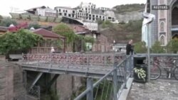 «У меня здесь родилась мать, я сам прожил в Сухуми три года в детстве»