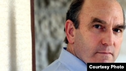 Эллиот Абрамс