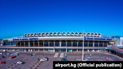 “Манас” эл аралык аэропорту.