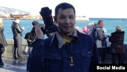 Улугбек Бабакулов.