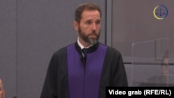 Smith će na kraju odlučiti hoće li se Trump suočiti s krivičnim prijavama.