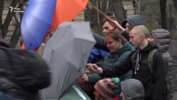 Запоріжцям флешмобом нагадали, як захищалися від «русского мира» (відео)