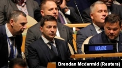 «Сталий розвиток неможливий під звуки пострілів і вибухів», – сказав український президент