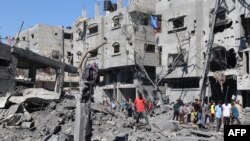 2025-жылдын 4-июлу. Газа тилкесинин борборундагы Аль-Бурейж лагери Израилдин соккусунан кийин.