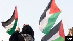 Recunoașterea statului palestinian împarte în două continentul european aproximativ pe linia fostei Cortine de Fier: esticii sunt „pentru” din vremea comunismului, vesticii se alătură abia acum. 