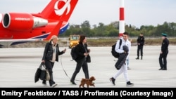 Пассажиры первого рейса