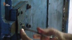 Як виглядає камера у Лук'янівському СІЗО (відео)