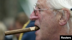 Жимми Сэвил