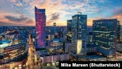 За повідомленням, вибух стався напередодні в приміщенні, суміжним із кабінетом головного коменданта поліції Польщі у Варшаві