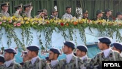 روزنامه نیویورک تایمز در شماره روز پنج شنبه خود نوشته است که برآورد اخیر سازمان ملی اطلاعات آمریکا در باره برنامه هسته‌ای ایران، بر پایه اطلاعاتی تهیه شده است که از جلسات مقام‌ های بلندپایه نیروهای مسلح مسئول برنامه هسته‌ای ایران به دست آمده اند.