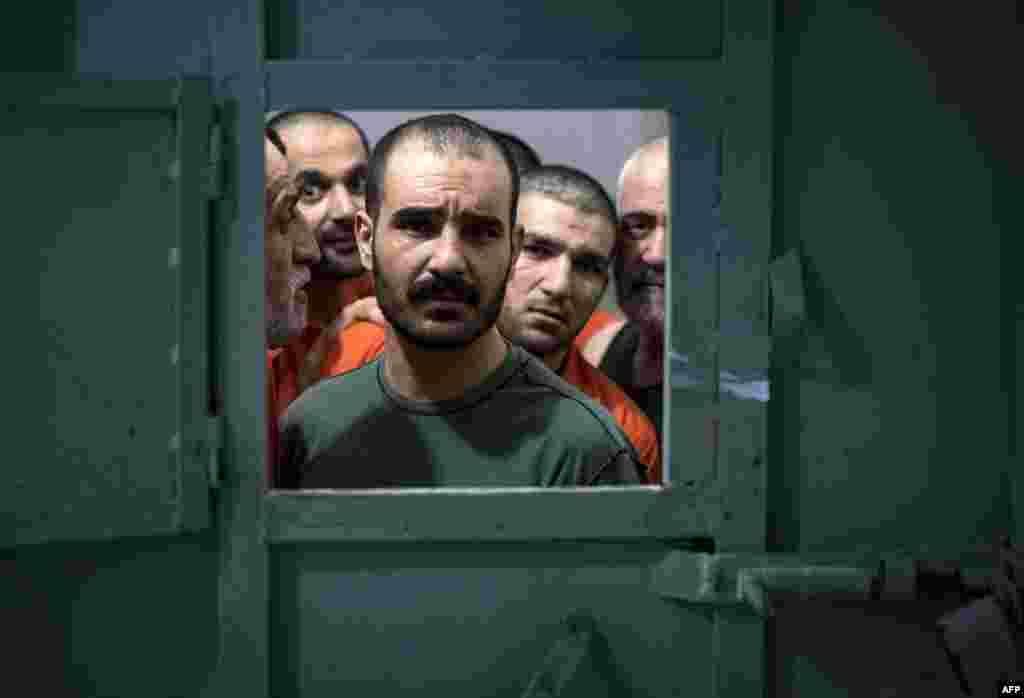 AFP агенттигинин маалымдашынча, түрмөдө отургандардын арасында Борбор Азия өлкөлөрүнүн жарандары да бар.