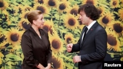 Премьер-министр Дании Метте Фредериксен с Ираклием Кобахидзе