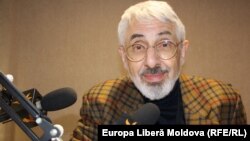 Vladimir Socor, în studioul Europei Libere