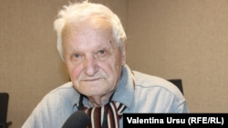 „Este un butoi cu pulbere acest imperiu, cu pulbere care poate ieși de sub control și mătura întreg continentul..˝