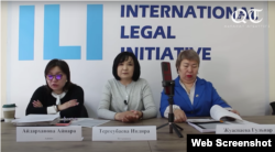 Индира Тергеубаева (в центре) со своими защитницами Айнарой Айдархановой (слева) и Гульнар Жуаспаевой (справа)