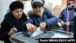 Mai puțin de jumătate din alegătorii din România ar merge la vot dacă un scrutin ar fi organizat peste câteva zile. 