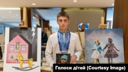 Після 40 днів життя у підвалі оточеного Маріуполя і фільтрації Олег виїхав на підконтрольні Києву території. Тепер він розповідає на міжнародних подіях про злочини росіян, свідком яких став