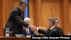 Președintele Klaus Iohannis le amintește șefilor PSD că reprezentarea în parlament a voinței poporului se manifestă prin prezența aleșilor și nu prin absența lor