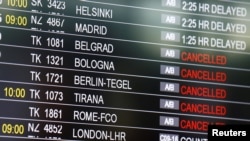 Monitor na istanbulskom aerodromu nakon terorističkog napada