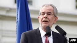 Noul președinte Alexander Van der Bellen