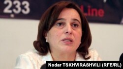 Правозащитница Манана Кобахидзе возглавит новую партию временно