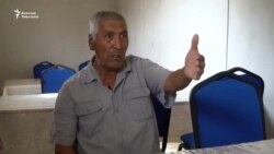 Чек арада токмок жеген карыя